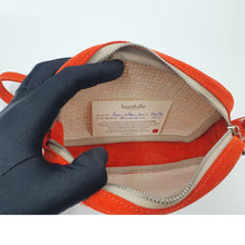 Load image into Gallery viewer, Sac à main en cuir véritable sur mesure – maroquinerie française haut de gamme