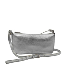 Charger l'image dans la galerie, Pochette de soirée argentée – Élégance et raffinement pour une touche glamour.
