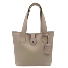 Load image into Gallery viewer, Nouveau sac St Bart, une pièce maîtresse de notre collection 2026