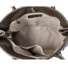 Charger l'image dans la galerie, Intérieur d'un Sac à main en cuir véritable Berthille