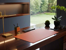 Charger l'image dans la galerie, Sous-main en cuir grainé | Maison Berthille