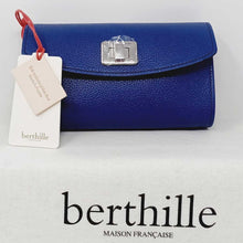 Charger l'image dans la galerie, Sac Trotteur bandoulière et porté ceinture Maison Berthille