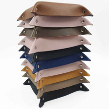 Load image into Gallery viewer, Grained leather garage sale | Berthille house