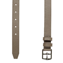 Charger l'image dans la galerie, Ceinture Berthille Mini Étrivière couleur havane, tannage végétal, extérieur en cuir grainé pleine fleur, vue d'en haut.