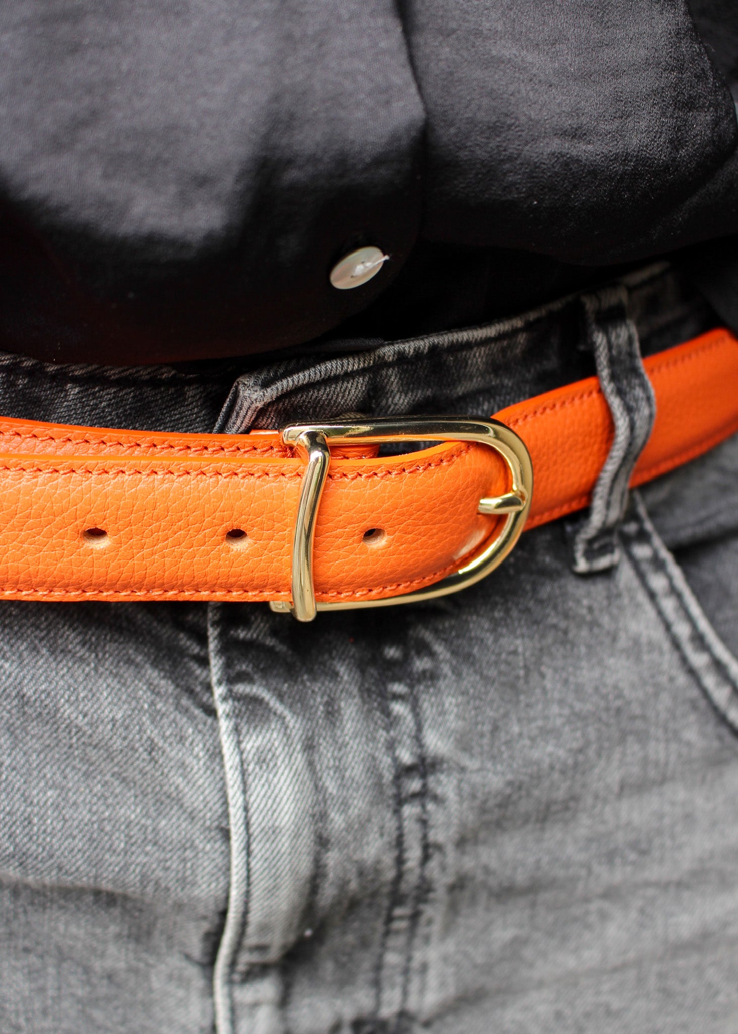 Ceinture bombée cuir orange boucle dorée maroquinerie française