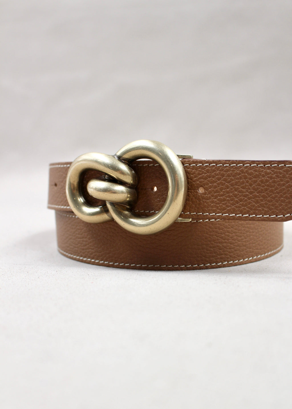 Ceinture cuir grainé camel enroulée, boucle double anneaux dorée Berthille