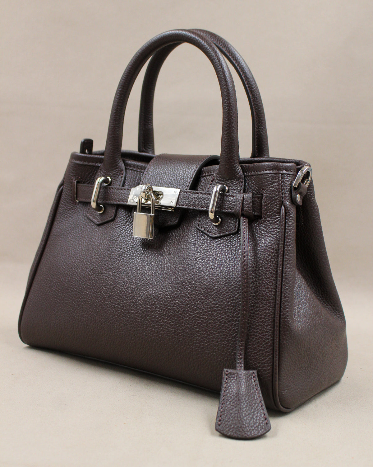 Sac en cuir Mini Vendôme marron, vue de profil avec bandoulière amovible, Berthille