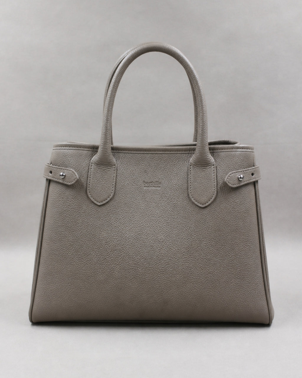 Sac Saint Moritz cuir havane fermoir aimanté fait main