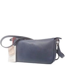 Charger l&#39;image dans la galerie, Pochette Berthe en Cuir Lisse Nappa Flag | Capsule Hiver 2024-2025 Berthille
