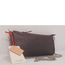 Charger l&#39;image dans la galerie, Pochette Berthe en Cuir Lisse Nappa Tabacco | Capsule Hiver 2024-2025 Berthille
