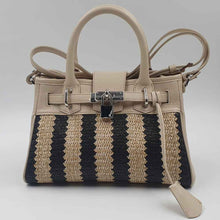 Charger l'image dans la galerie, sac en cuir et paille, sac tendance 2026, sac de luxe femme, sac artisanal, sac été 2026.
