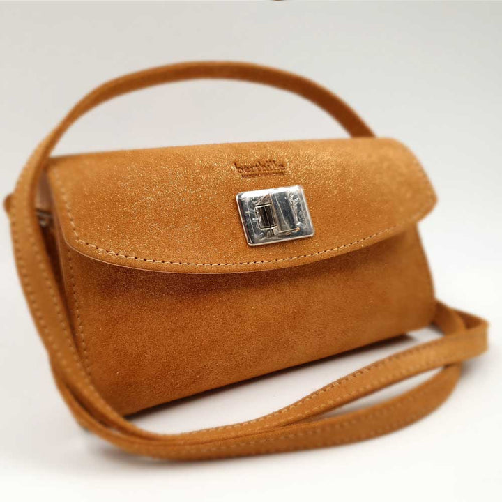 Pochette porté épaule ou travers en velours or | Collection Paillettes été 2025 | Berthille