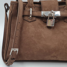 Charger l&#39;image dans la galerie, Sac Mini Vendôme Nubuck Chocolat
