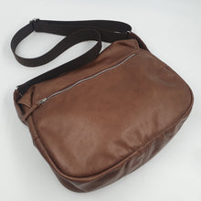 Charger l&#39;image dans la galerie, Sac Pêche Cuir Gras Sauvage Terra

