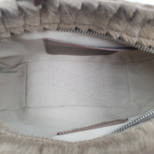 Charger l&#39;image dans la galerie, Sac à main Bandoulière Olga Quadra Taupe
