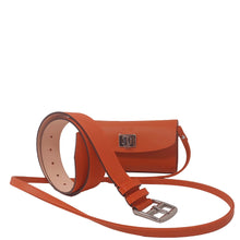 Charger l&#39;image dans la galerie, Lot ceinture et sac trotter bandoulière cuir orange Maison Berthille
